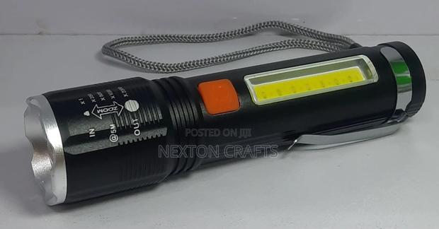 USB Rechargeable Zoom LED COB Torch