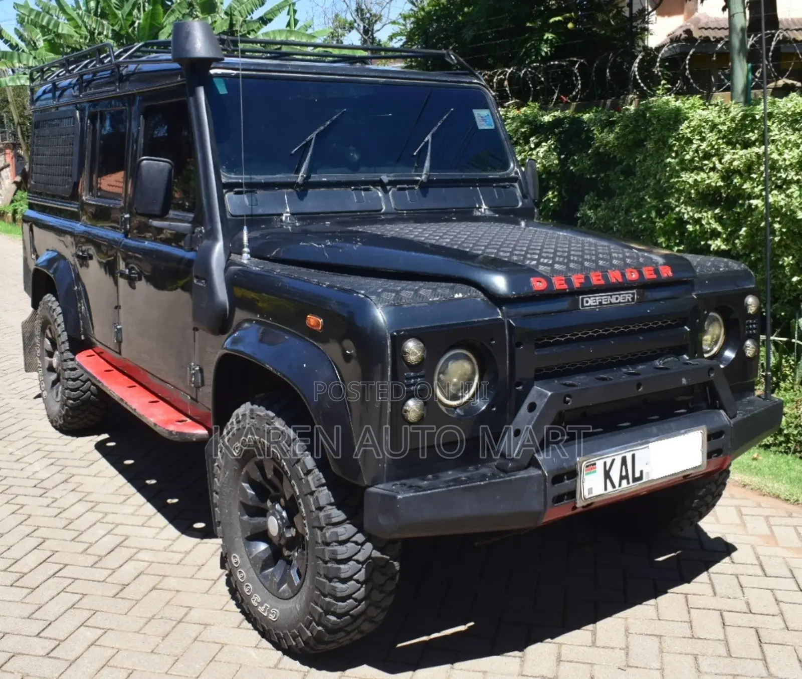 Land Rover Defender 2001 Green
