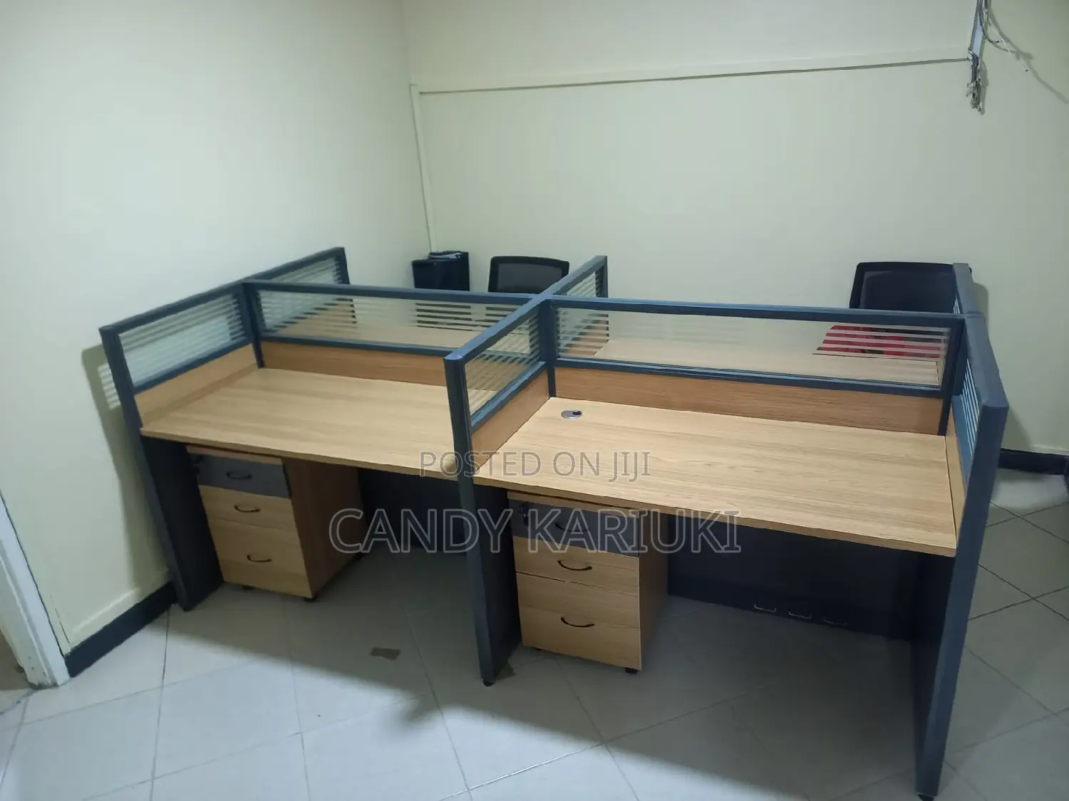 4 Way Workstation (4 People User)