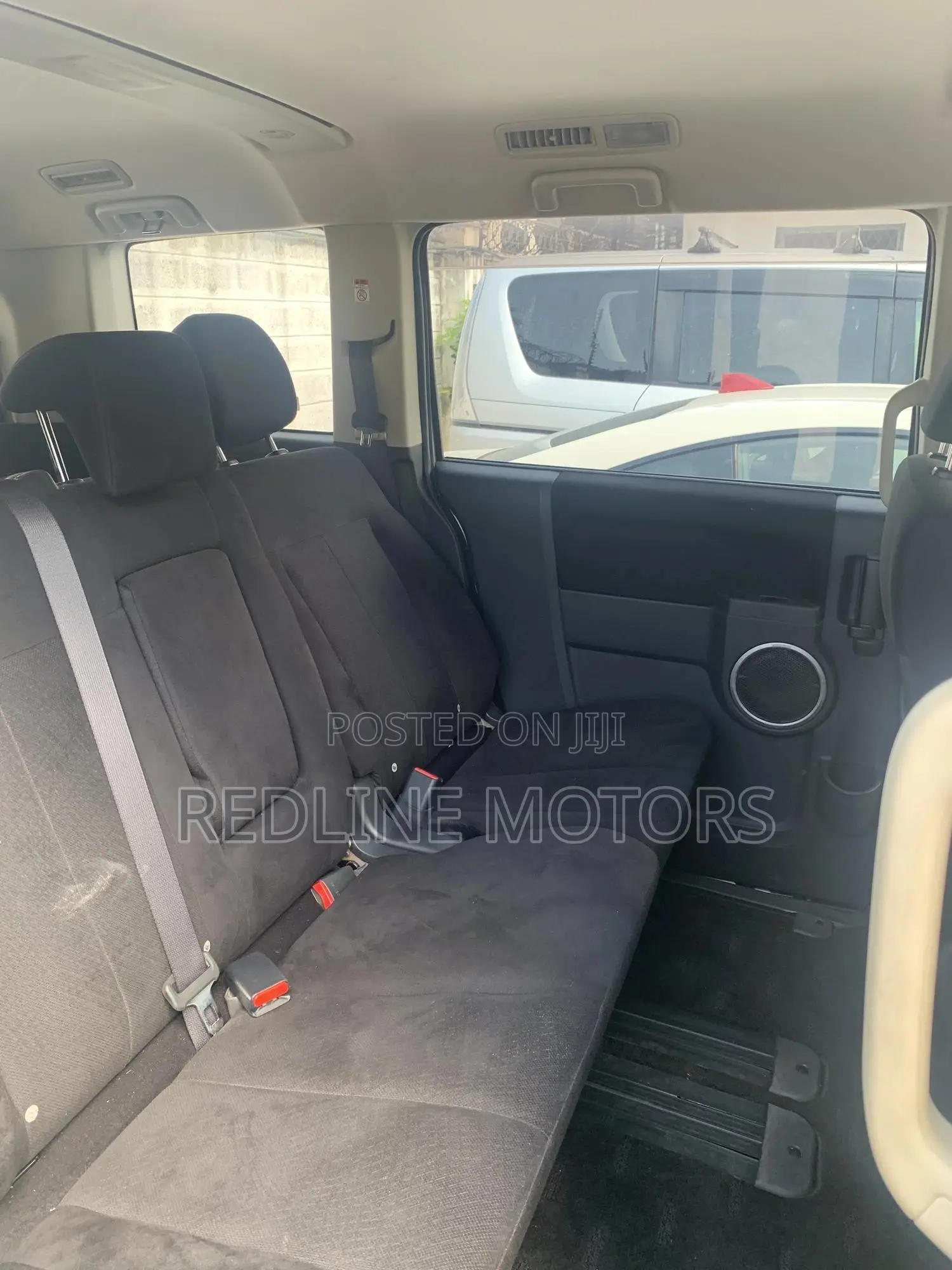 Mitsubishi Delica 2016 Silver