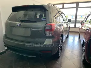 Subaru Forester 2.0XT Touring AWD 2016 Green