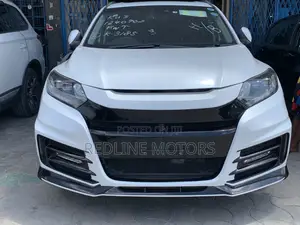 Honda Vezel 1.5 Hybrid 4WD 2017 White