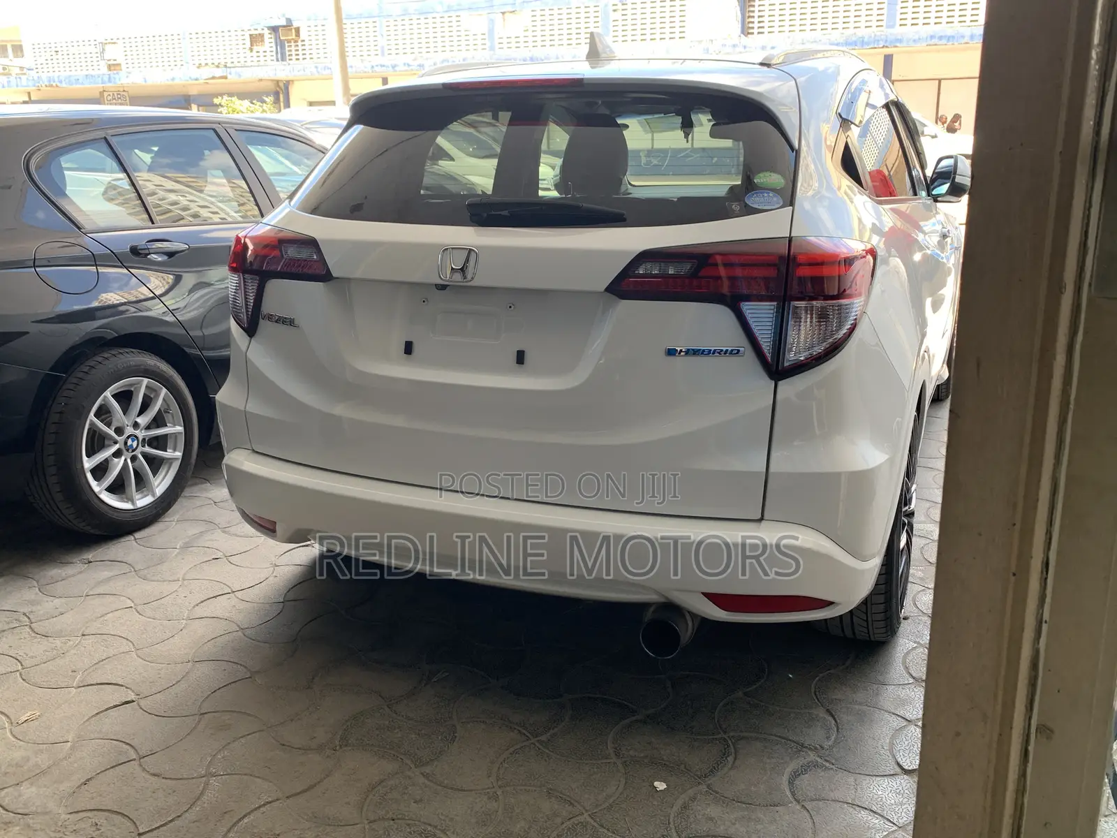 Honda Vezel 1.5 Hybrid 4WD 2017 White