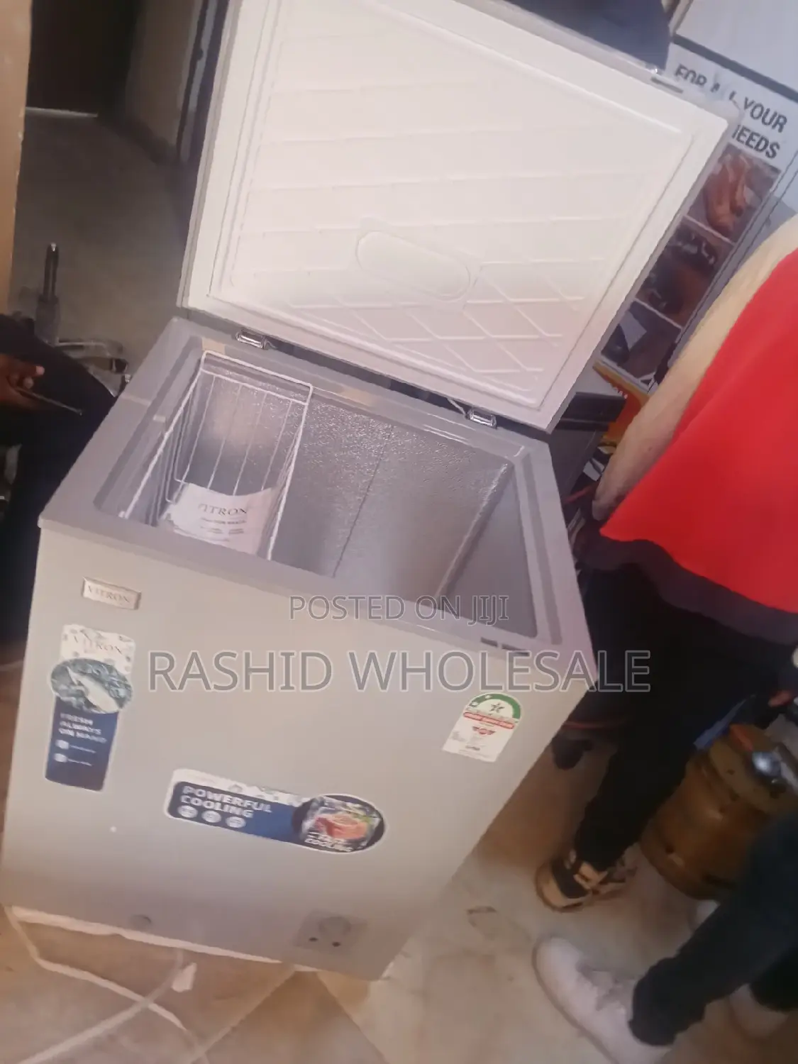 142ltrs Chest Freezer ( Vitron)