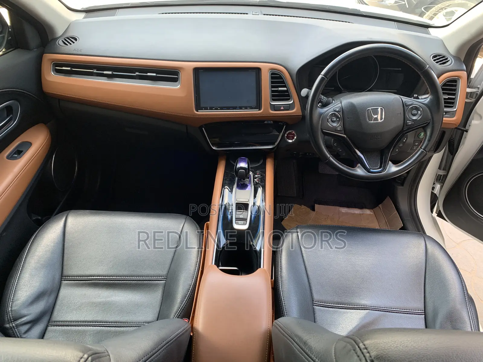 Honda Vezel 1.5 Hybrid 4WD 2017 White
