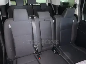 Toyota Noah 2.0 AWD (7 Seater) 2017 White