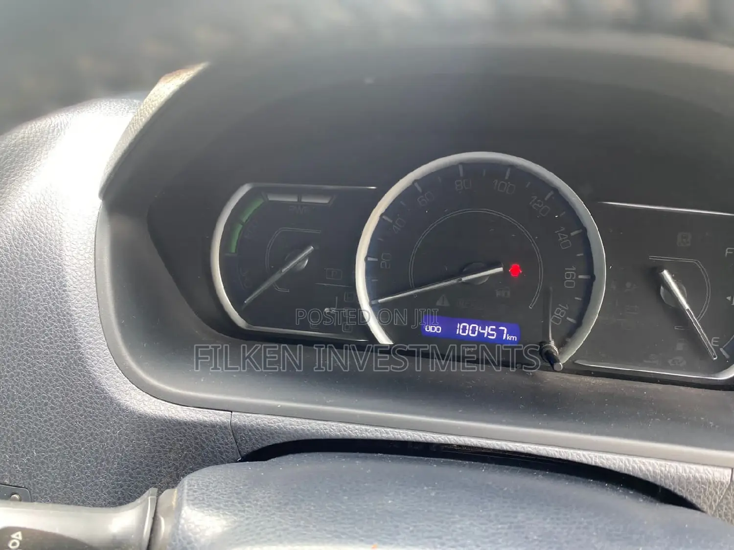 Toyota Voxy 2015 Silver
