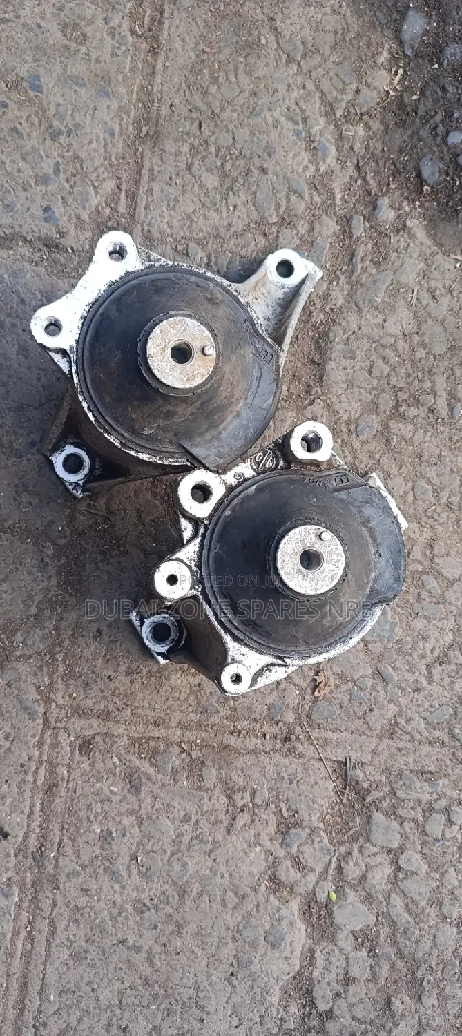 Honda Stream,Crv,Rd 5,7, EX Japan Genuine Engine Mount.