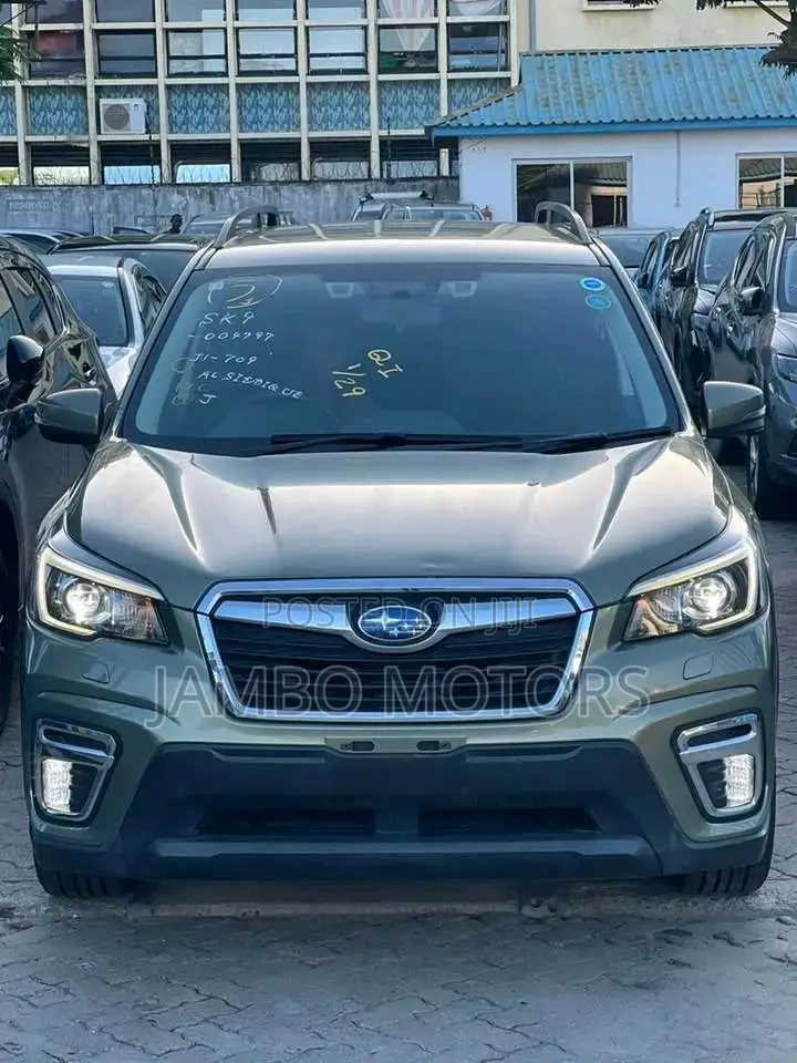Subaru Forester 2.5i Premium AWD 2018 Green
