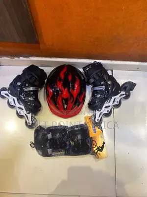 Full Set Roller Skates for Kids With Protective Gears