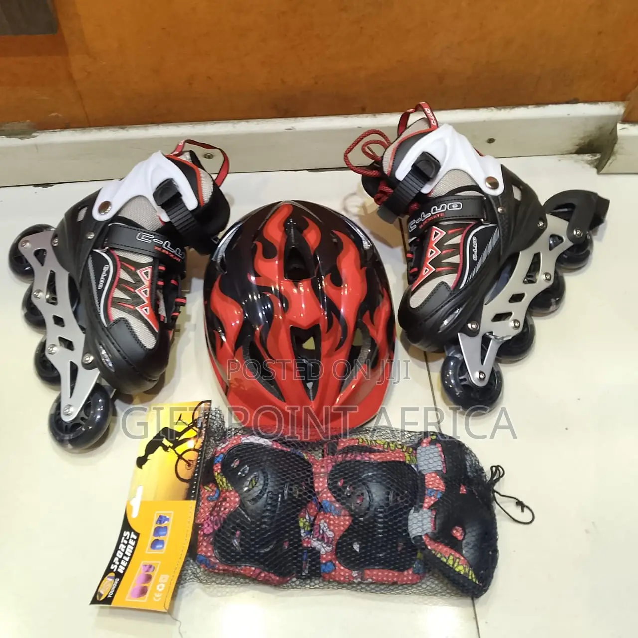 Full Set Adjustable Soft Boots Skates With Pu Wheels