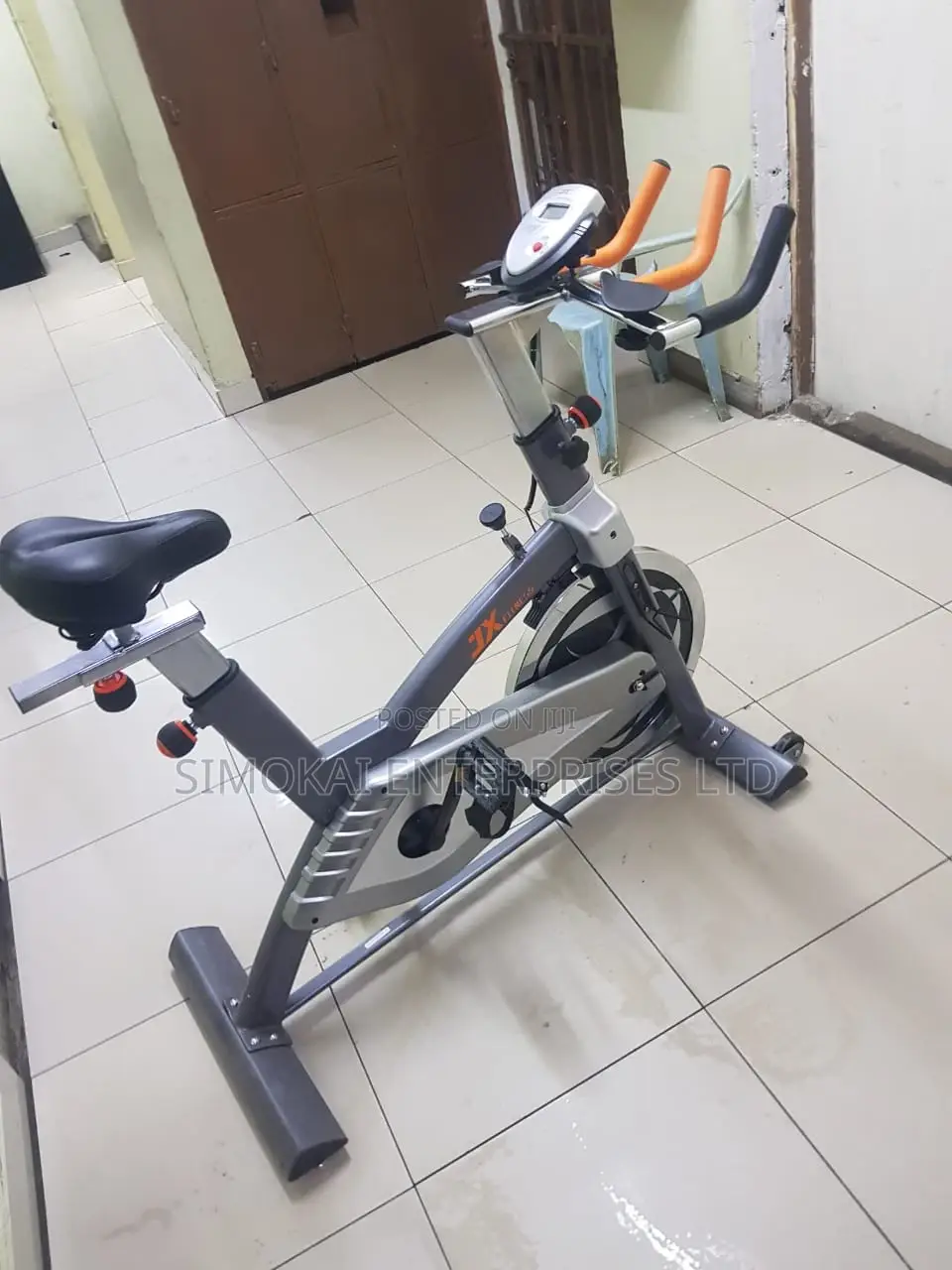 Modeljx-7056 Semi Commercial Exercise Bike