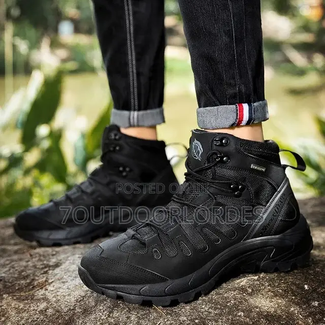 888 Outdoor Boots