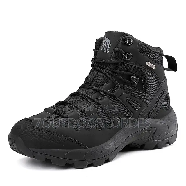 888 Outdoor Boots