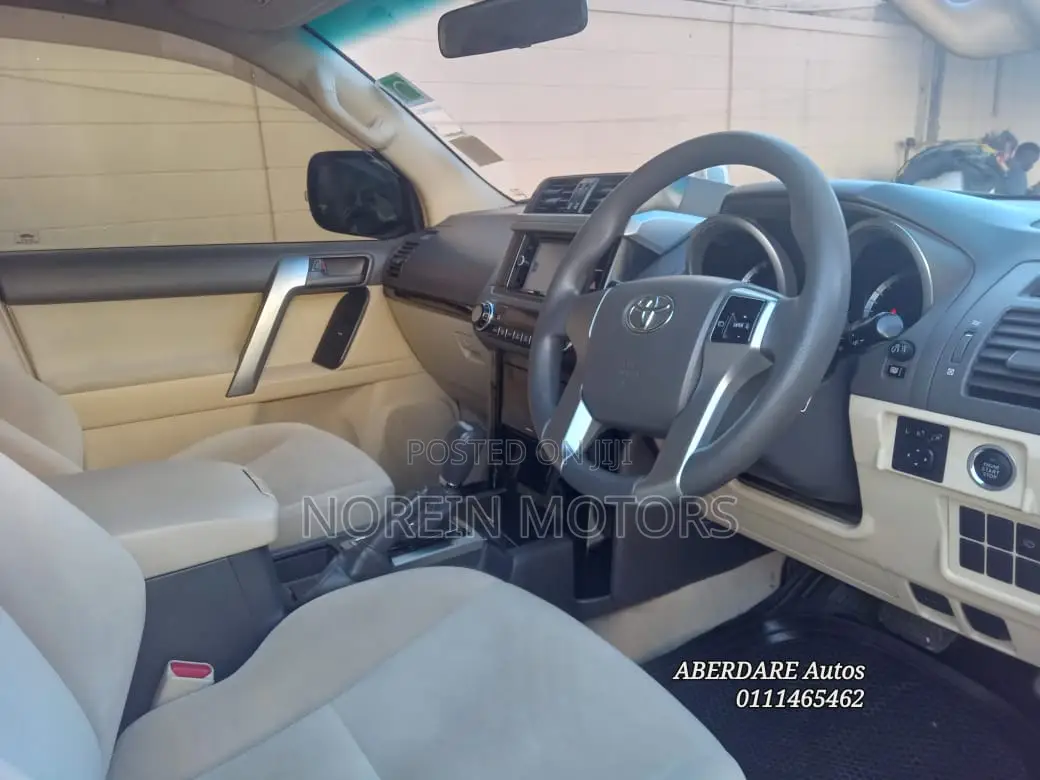 Toyota Land Cruiser Prado 2013 White