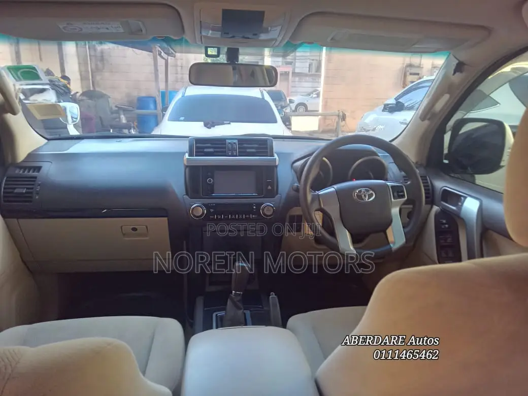 Toyota Land Cruiser Prado 2013 White