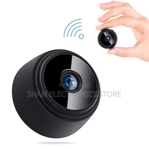 Small Size Surveillance Security Camera With App-V380 - main view