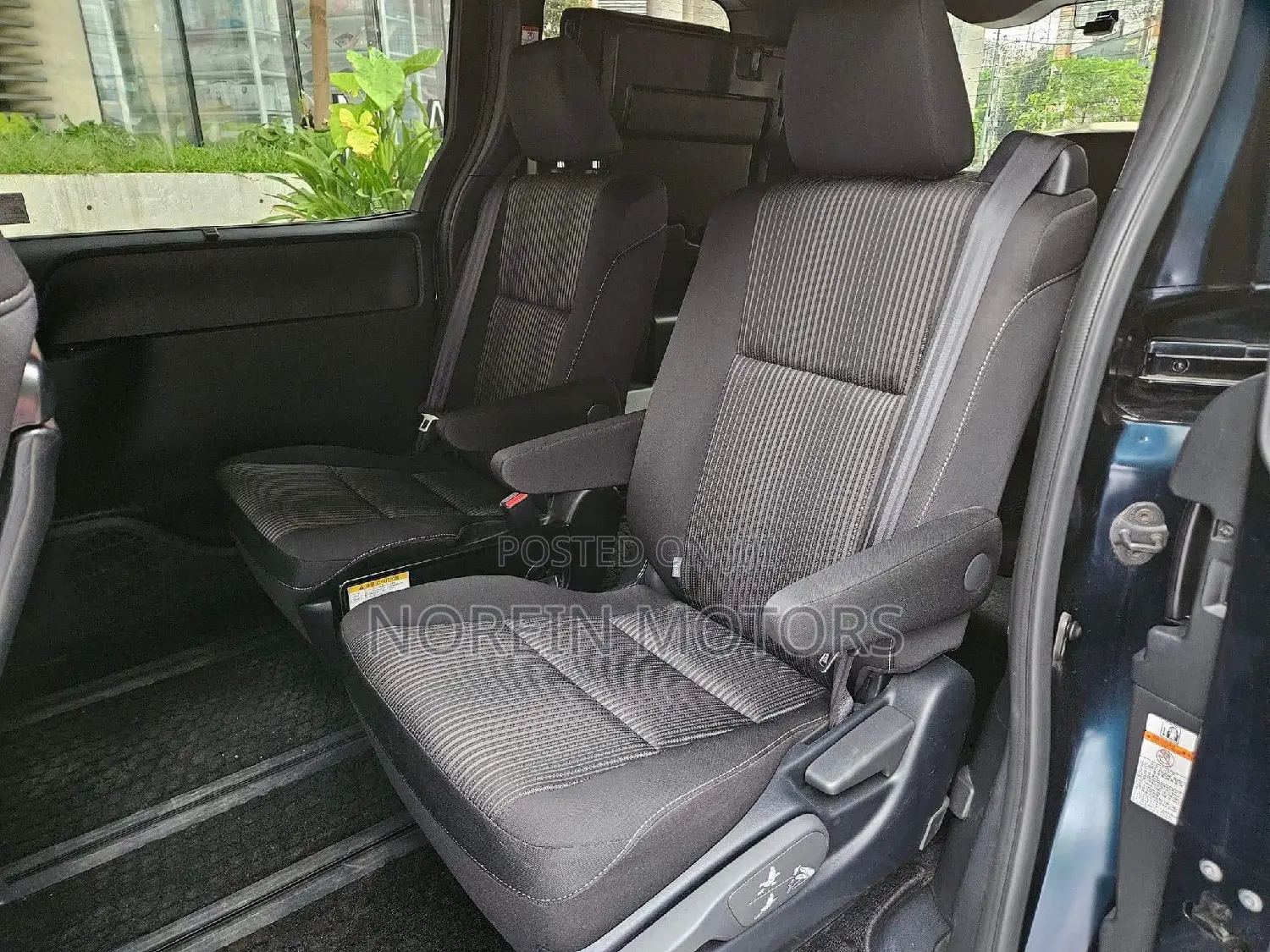 Toyota Noah 2019 Blue