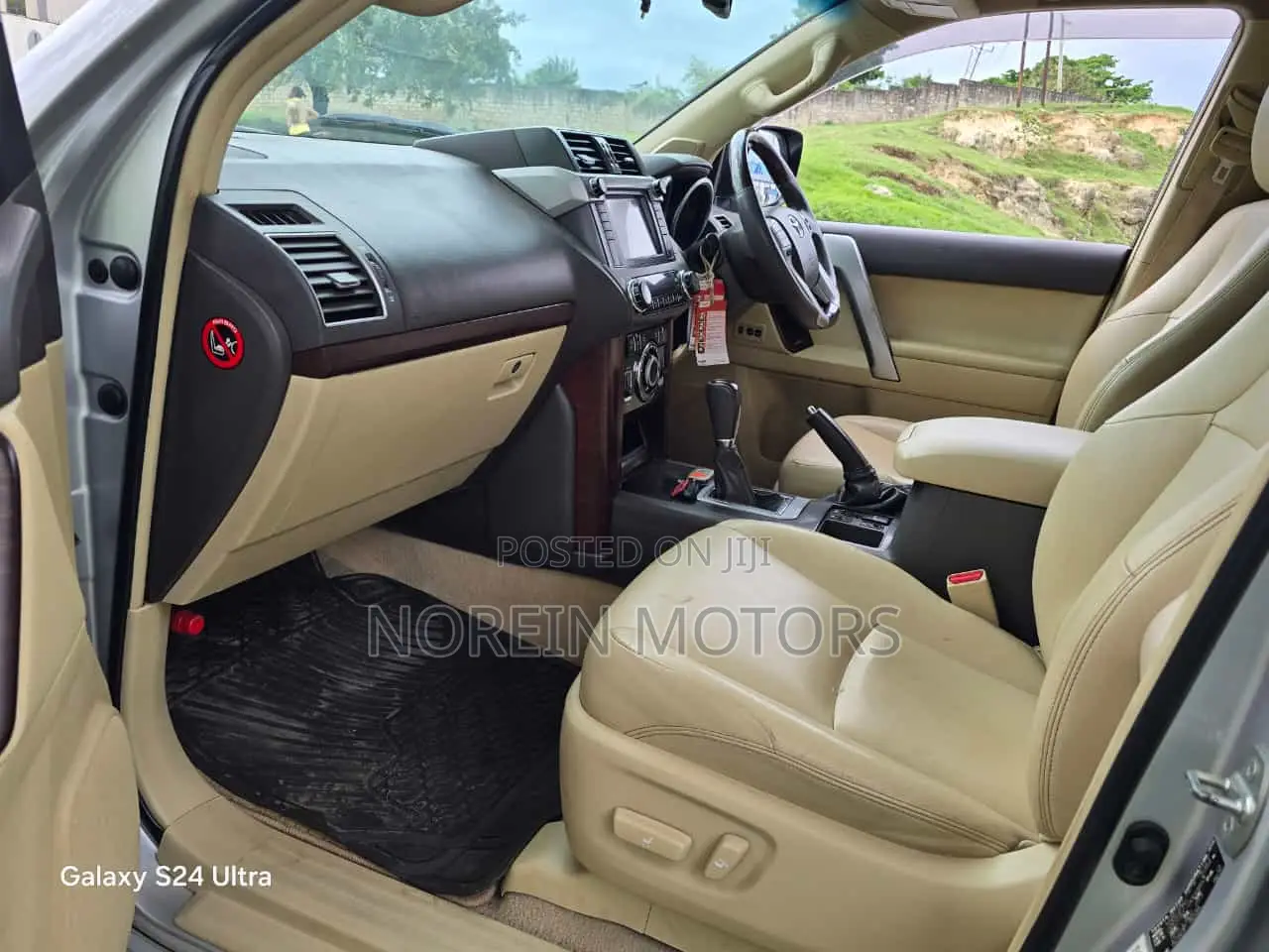 Toyota Land Cruiser Prado 2015 Silver