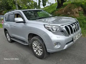 Toyota Land Cruiser Prado 2015 Silver