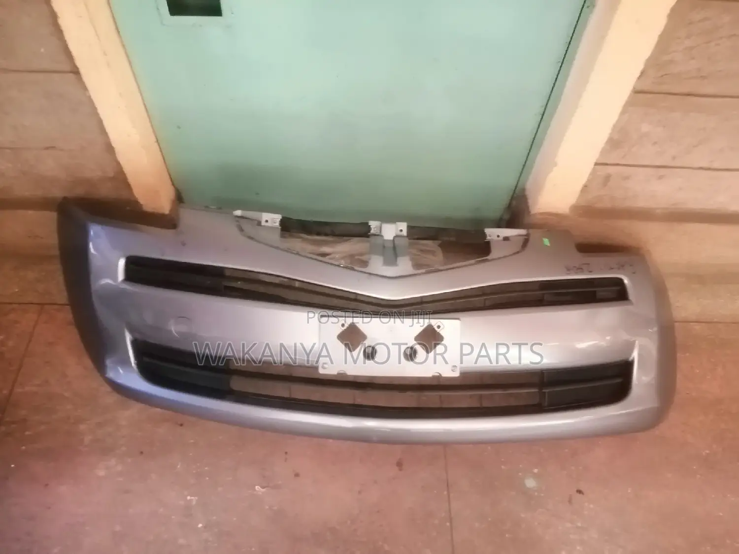 Toyota Ractis 2005/2010 Front Bumper, Clean Ex Japan Parts