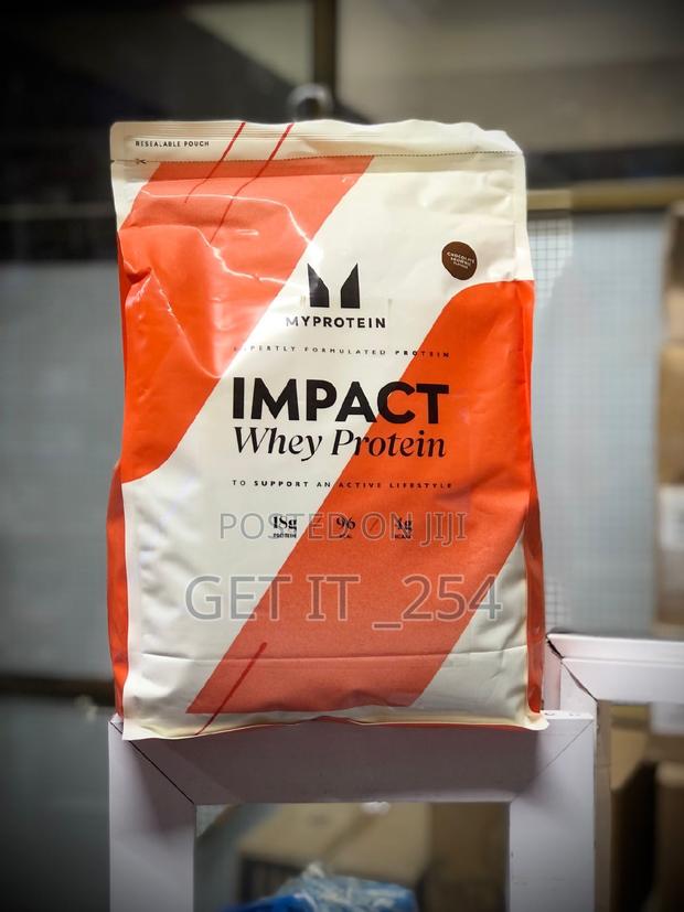 Impact Whey Protein - main view