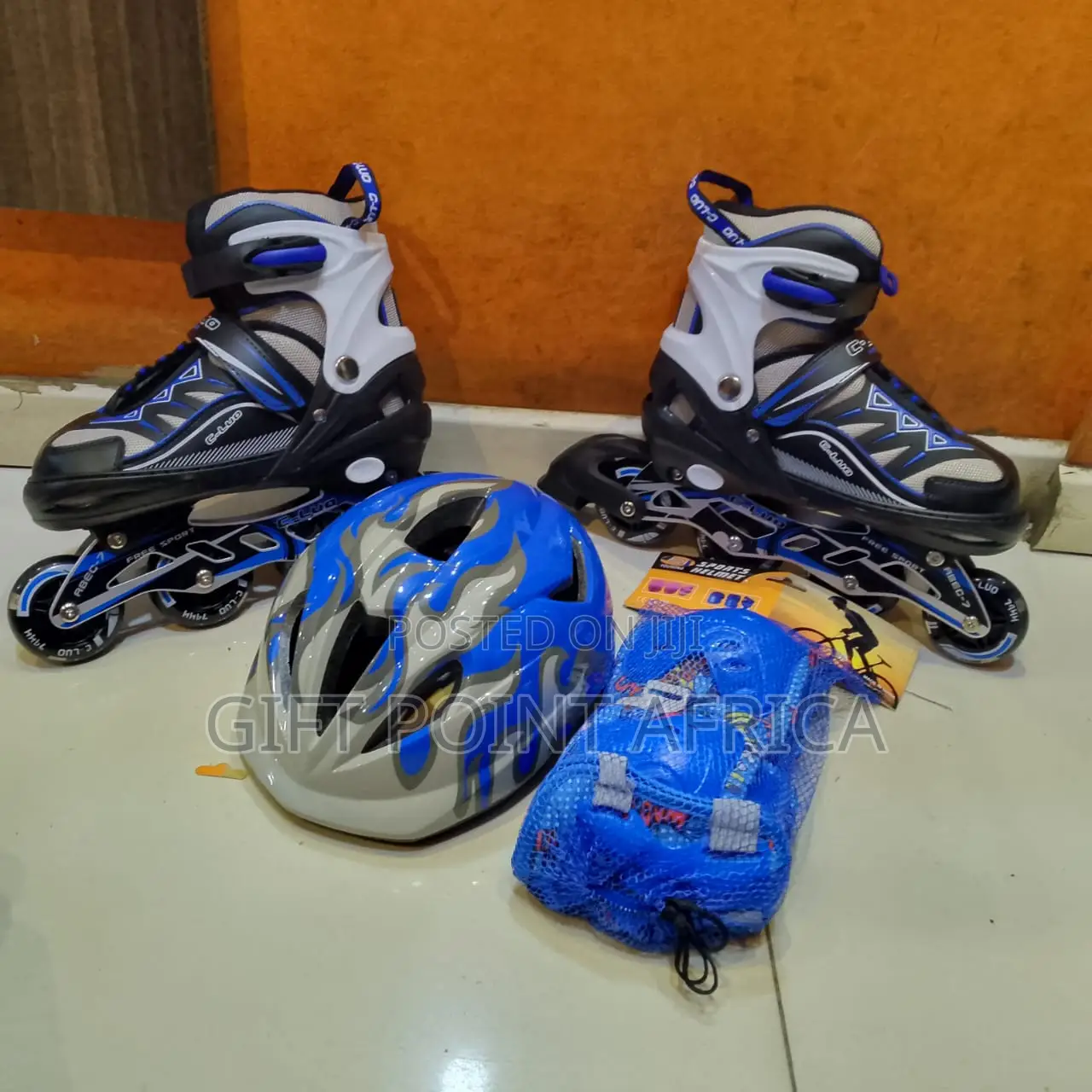 Full Set Adjustable States With PU Wheels for Kids