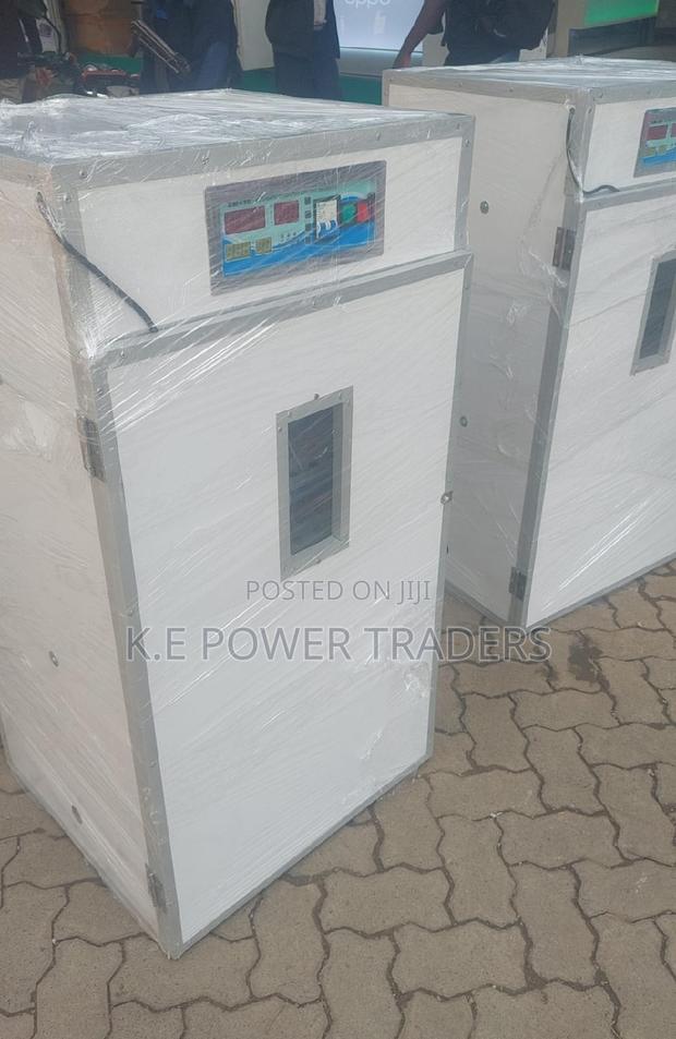 528 Egg Automatic Incubator - main view