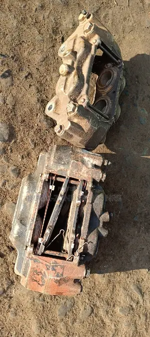 Toyota Hilux Vigo 4wd and 2wd Ex Japan Genuine Calipers.
