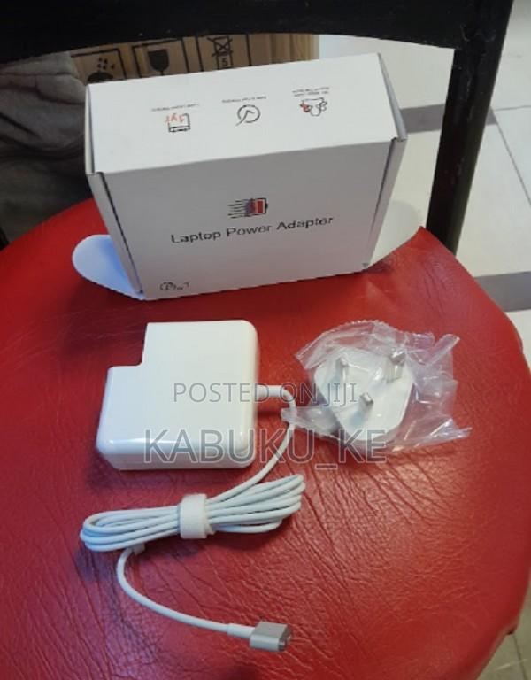 45W Magsafe 2 T-Tip Adapter Charger - main view