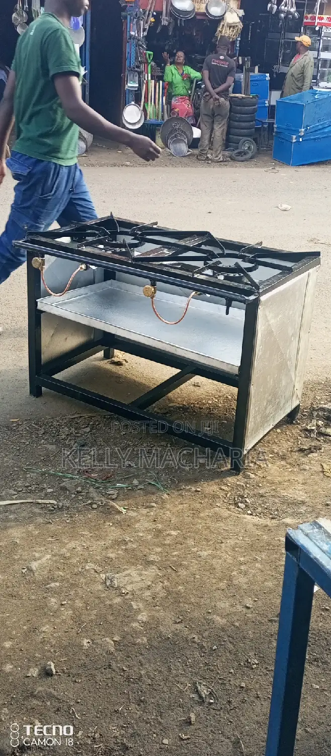 Closed Two Burner Gas Grill Jikos/40