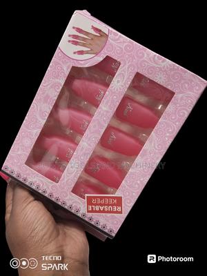 Nail Pegs Cover - thumbnail 2