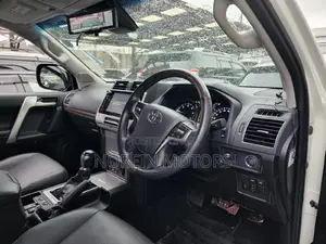 Toyota Land Cruiser Prado 2020 Off white