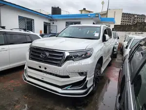 Toyota Land Cruiser Prado 2020 Off white