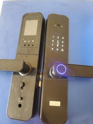 Smart Biometric Locks Redefining Workplace Security - thumbnail 2