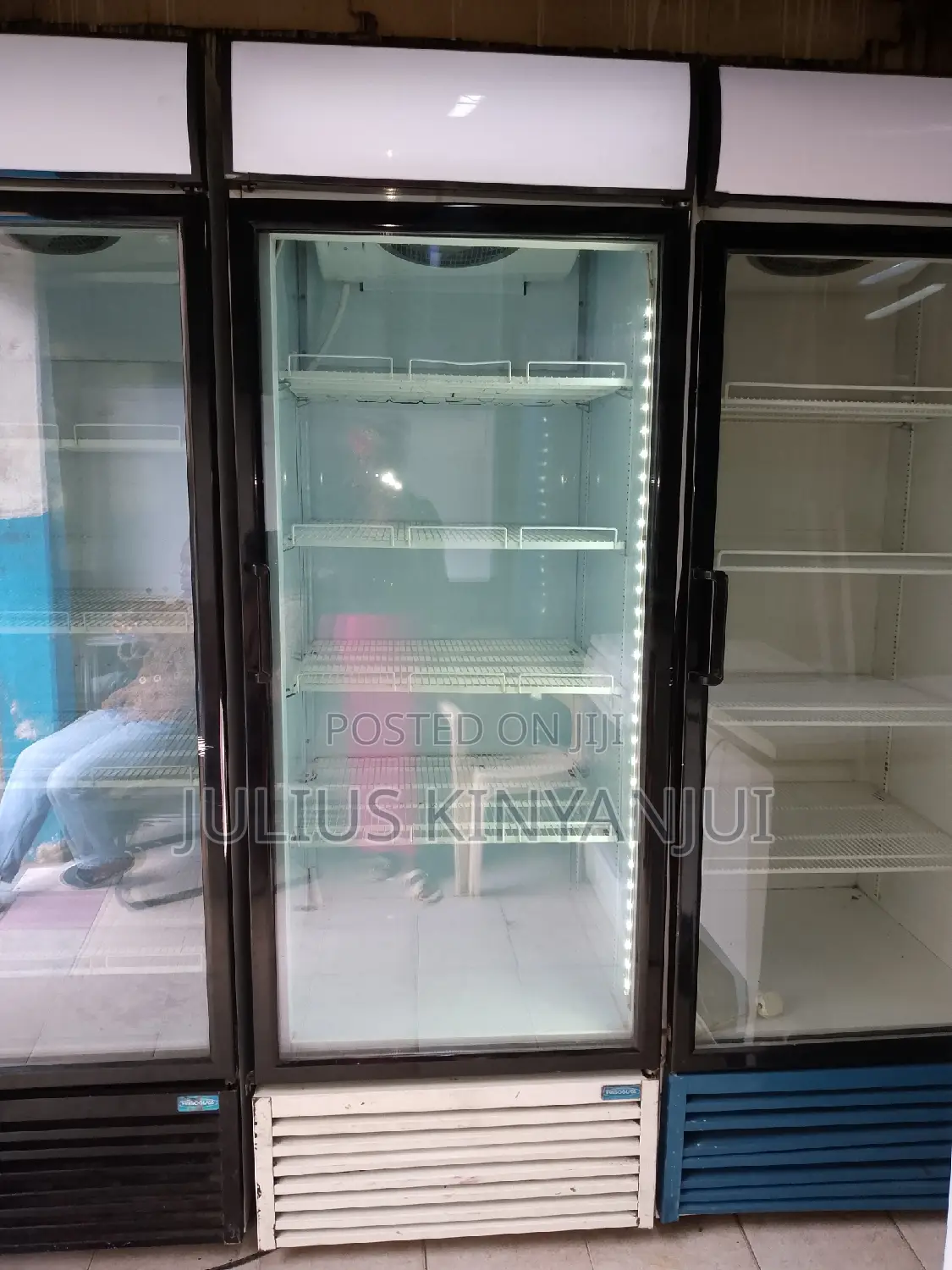 Big One Door Fridge Display