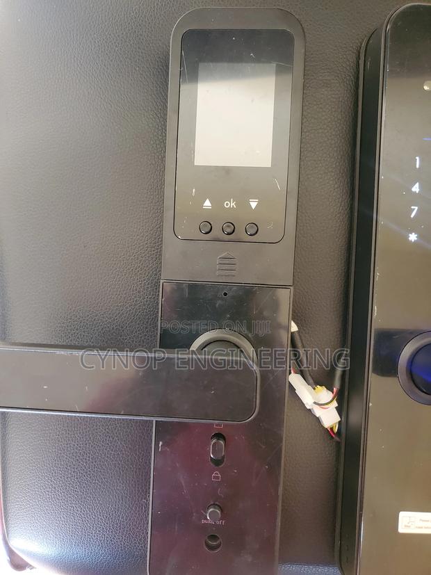 Smart Biometric Locks Streamlining Office Security Operation