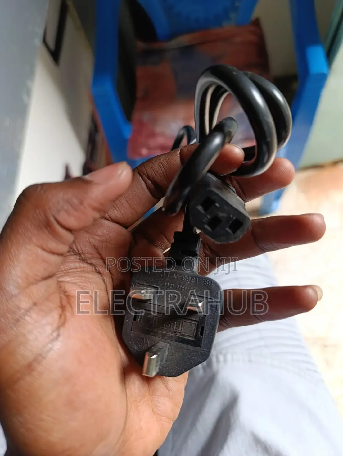 PC Flower Cable New Sealed in a Shop