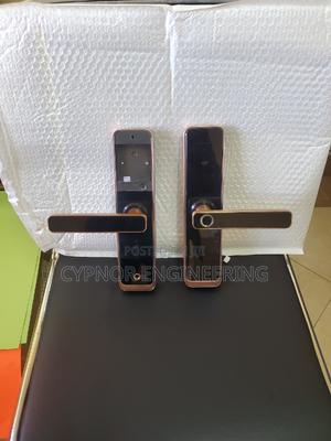 Fingerprint Peace Biometric Locks Ensure Hotel Room Peace - thumbnail 2