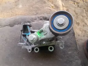 Subaru Ej20 Tentioner and Tentioner Clemp