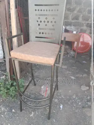 Restaurants and Bar High Chairs