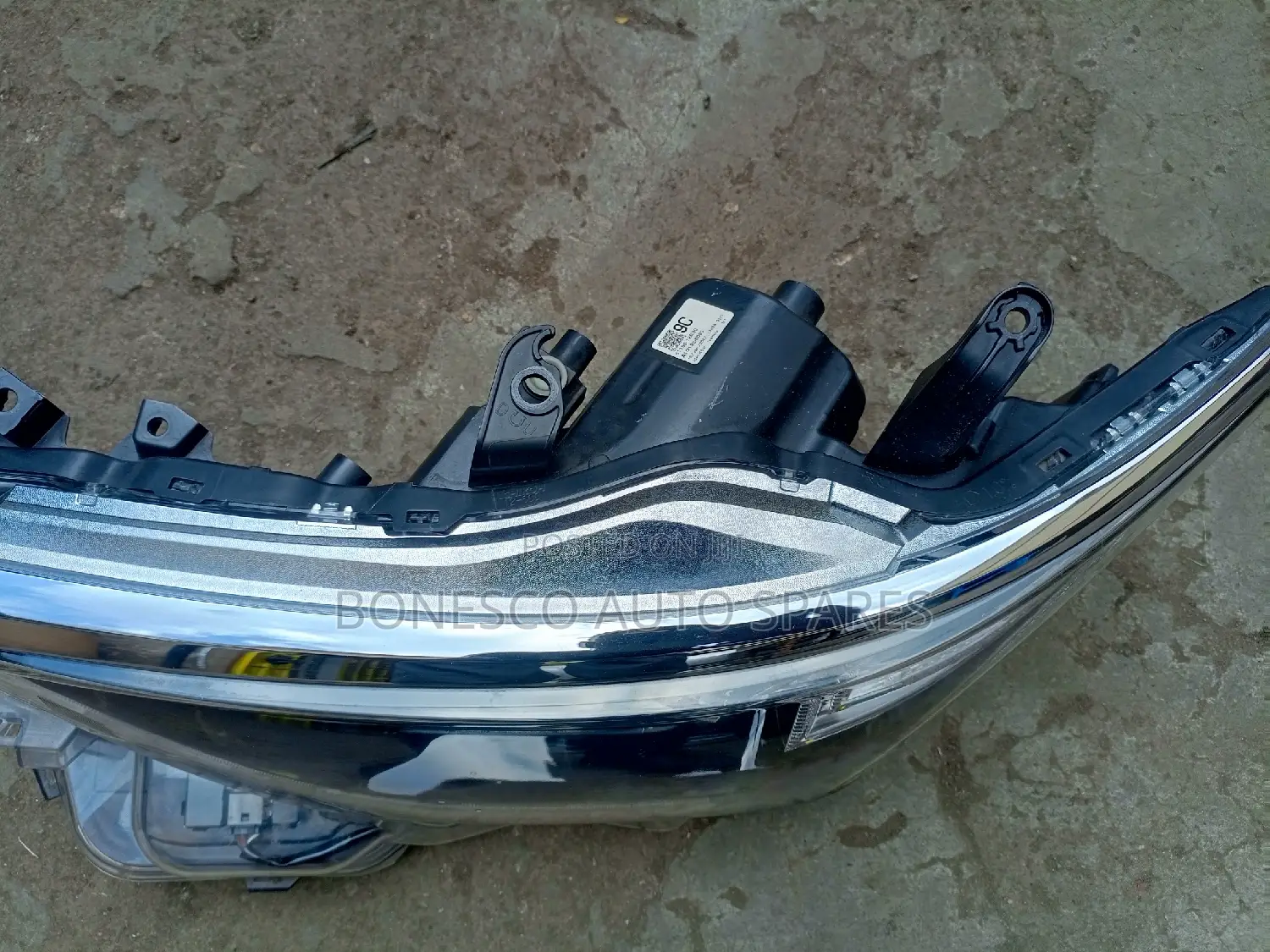 Toyota Auris (2015_2018 Model) Xenon Headlight Assembly