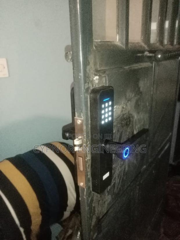 Keyless Serenity Airbnbs Biometric Keypad Touch Door Lock