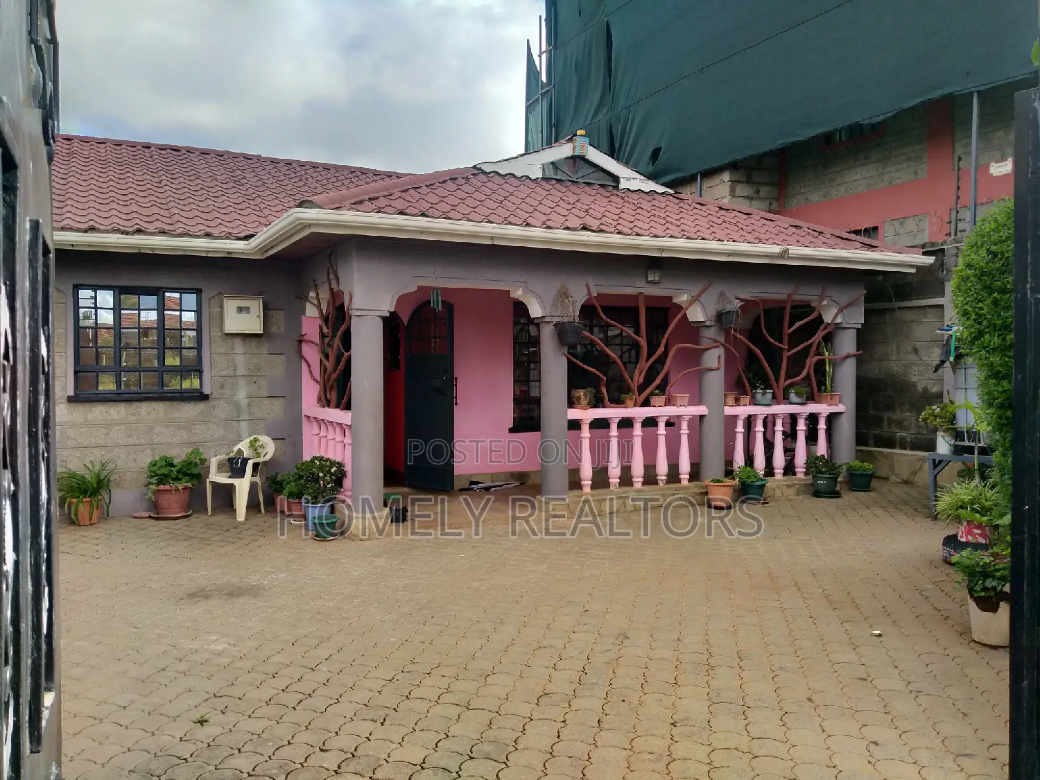 3bdrm Bungalow in Kiserian Delta for sale