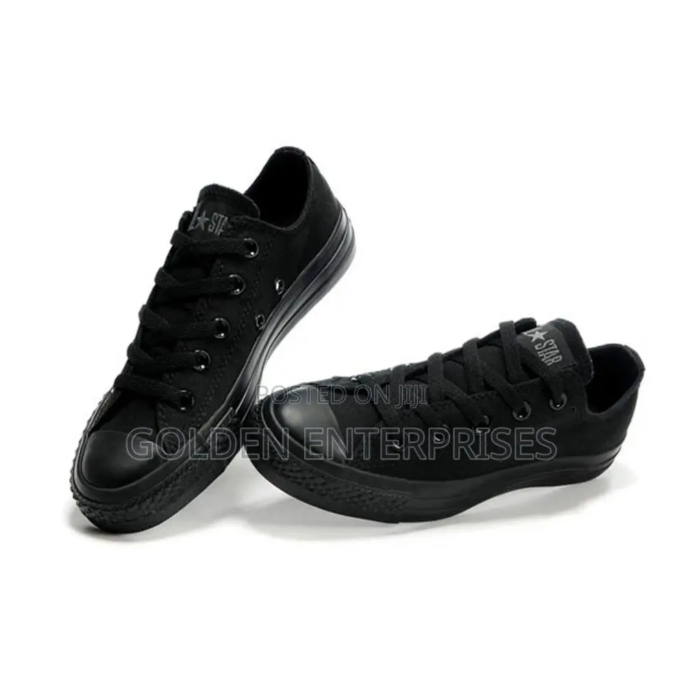 All Black Low Cut Converse 36-45