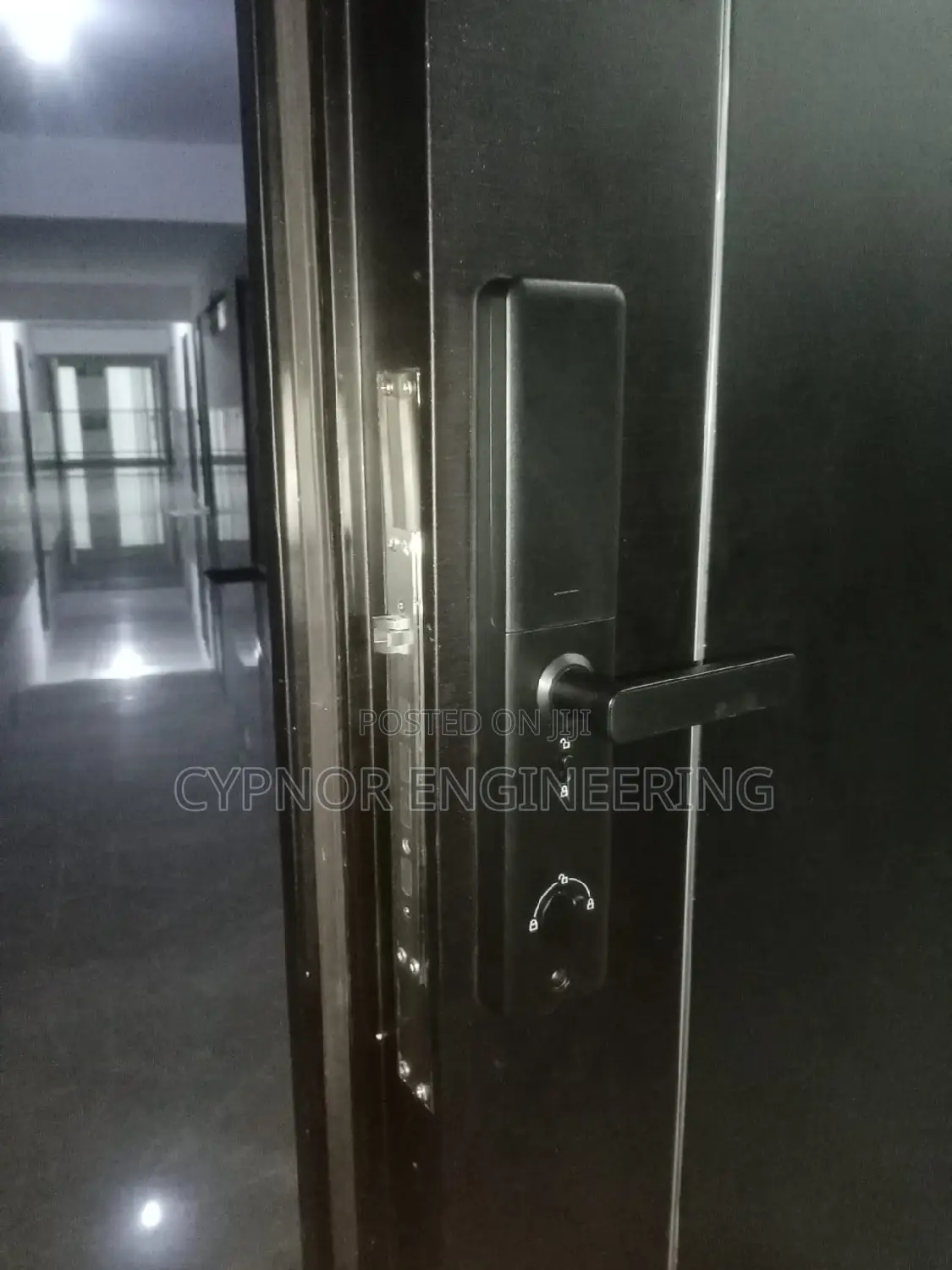 Secure Getaways Airbnbs Fingerprint Scanner Smartlock