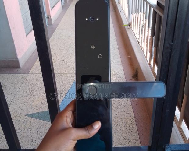 Biometric Serenity Airbnbs Smart Door Lock Tranquil Statys - main view