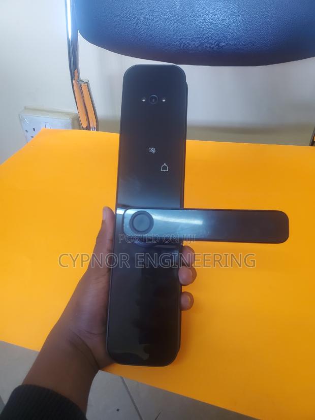 Biometric Freedom Airbnbs Smart Door Locks Effortless Entry - main view