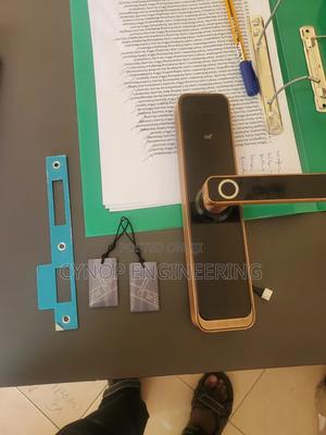 Smart Biometric Door Locks Secure Hospital Environment - thumbnail 2