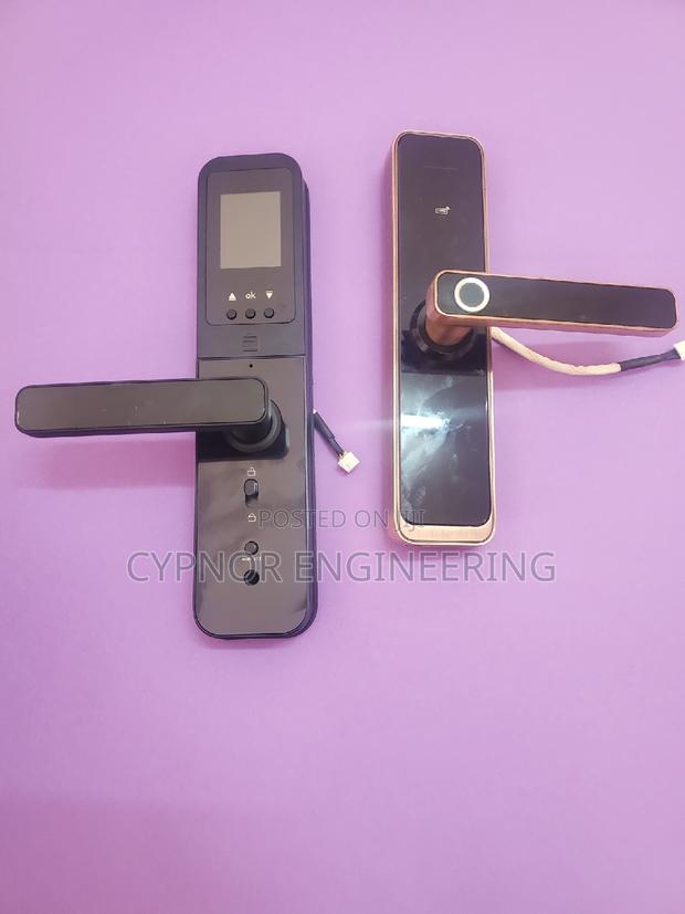 Simple Welcoming Security Assurance Biometric Locks - main view